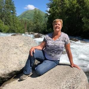 Meet your Posher, Beverly